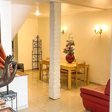 La Rose Du Chateau 3* Lourdes