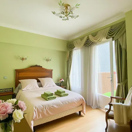 La Rose Du Chateau Gæstehus Lourdes