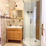 招待所 La Rose Du Chateau 卢德